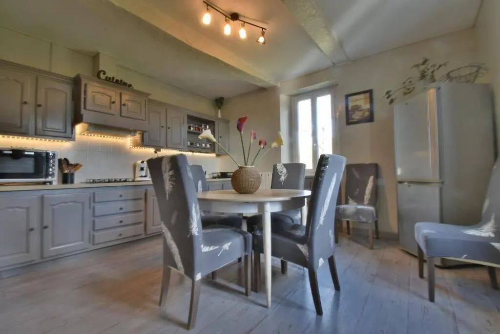 Vakantiehuis Gite Le Bon Sens - Domaine La Rose Des Vents Castelnau-sur-lʼAuvignon